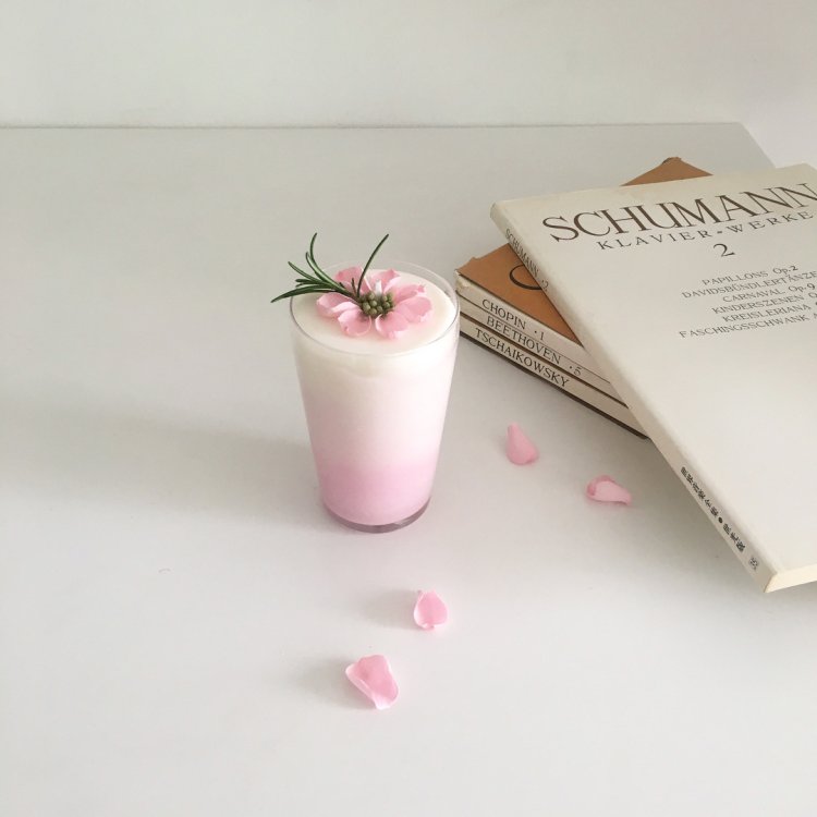 Aesthetics are pastelly pink