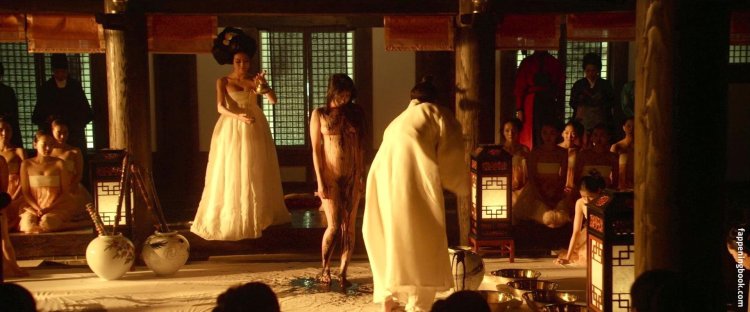 Lim Ji-Eun Obsession 2014 Tits