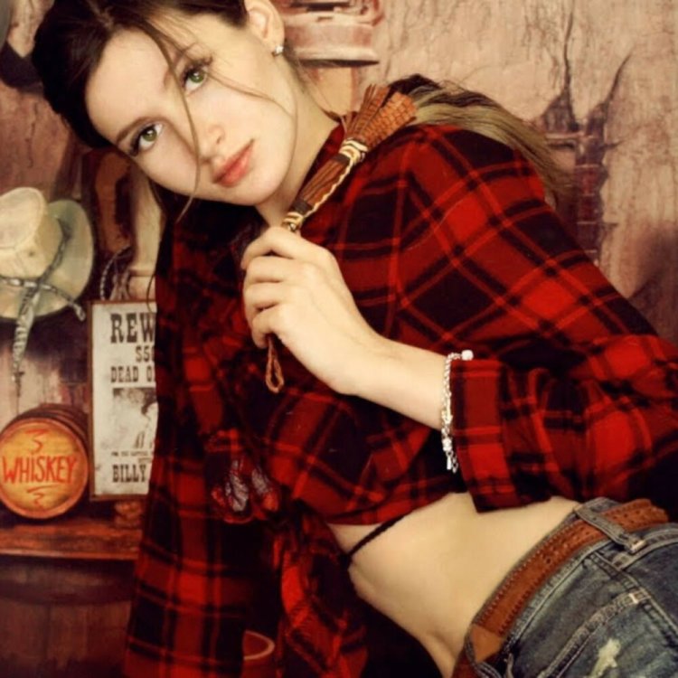 Karuna Satori Asmr Doll