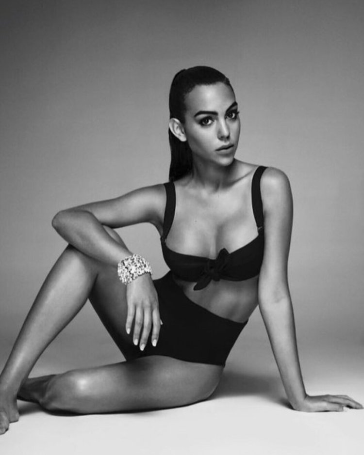 Georgina Rodriguez is hot