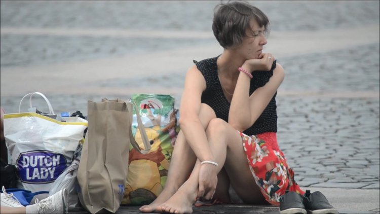 Carla James - Lady Voyeurs - Beautiful Girls Watch Men Wank