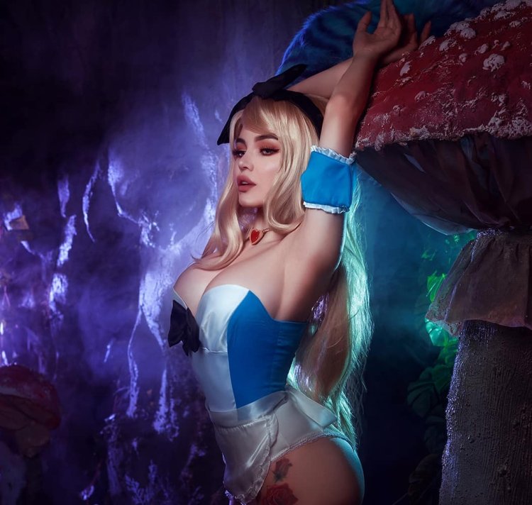 Christina "Kalinka Fox" Fink 2019