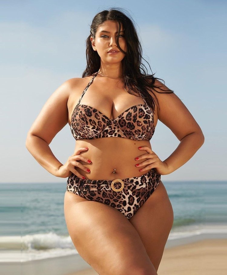 Lush girls teenagers