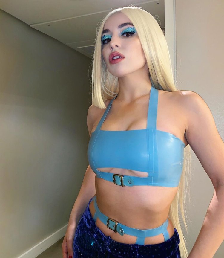 Ava Max
