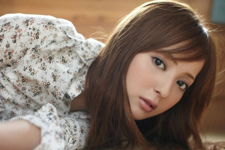 Asian girls for me please