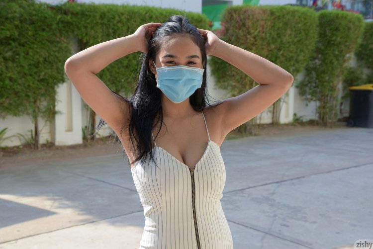 Zishy Carolina Mugnos naked