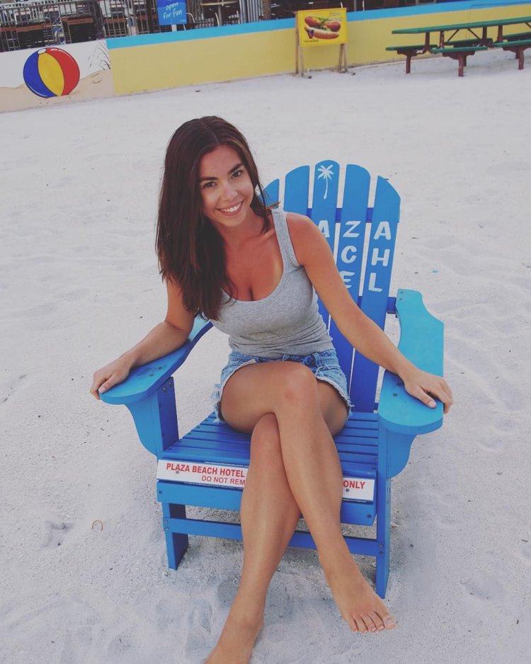 Katie Sakhoff in Maxim