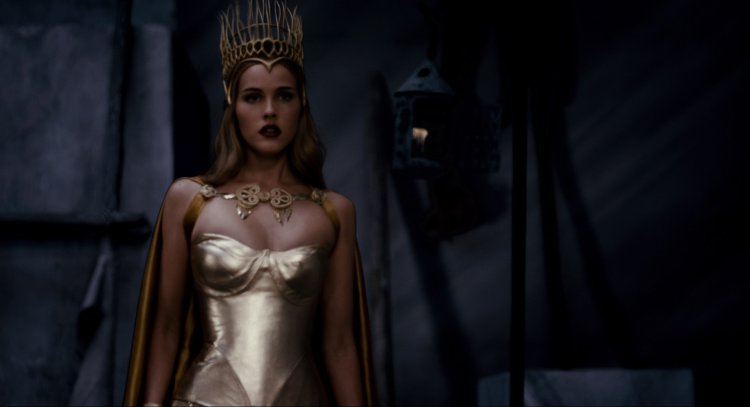 Isabelle Lucas War of the gods Immortals