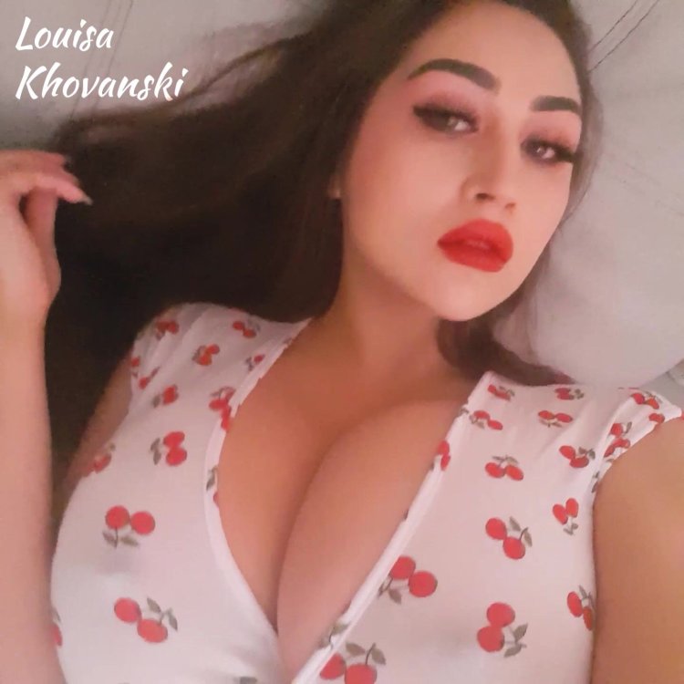 Louisa Khovanski 2021