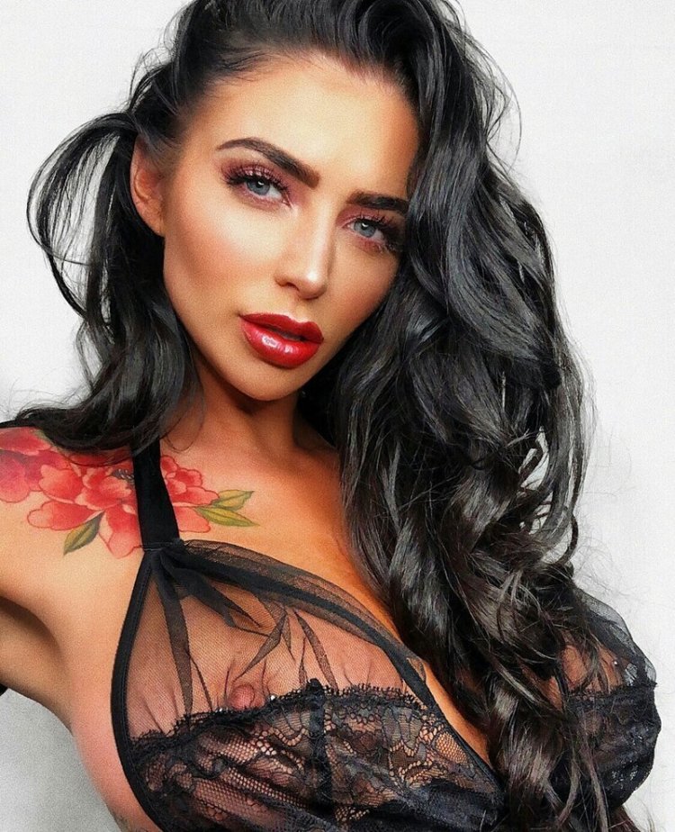 Ekaterina Romanova Model Candikatty