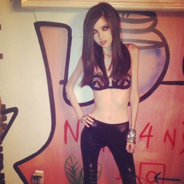 Eugenia Cooney 2020