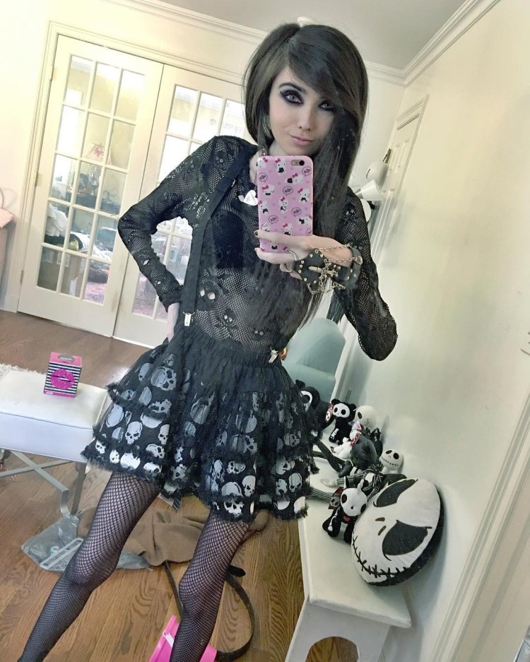 Eugenia Cooney anorexia