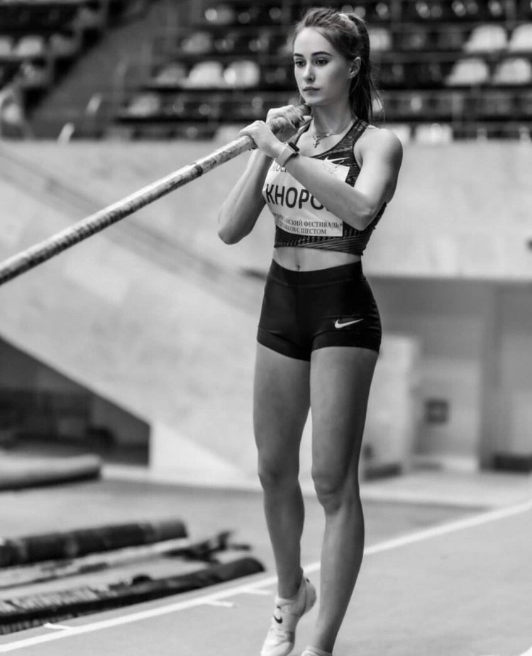 Polina Dubkova is hot