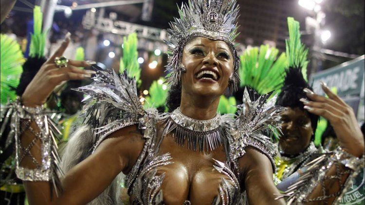 Brazilian carnival Tarin Lopez