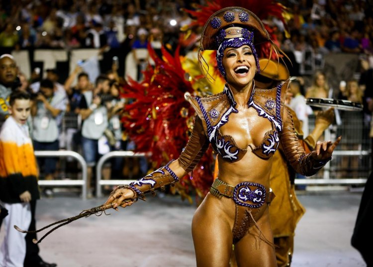 Naked carnival Brazil 1986