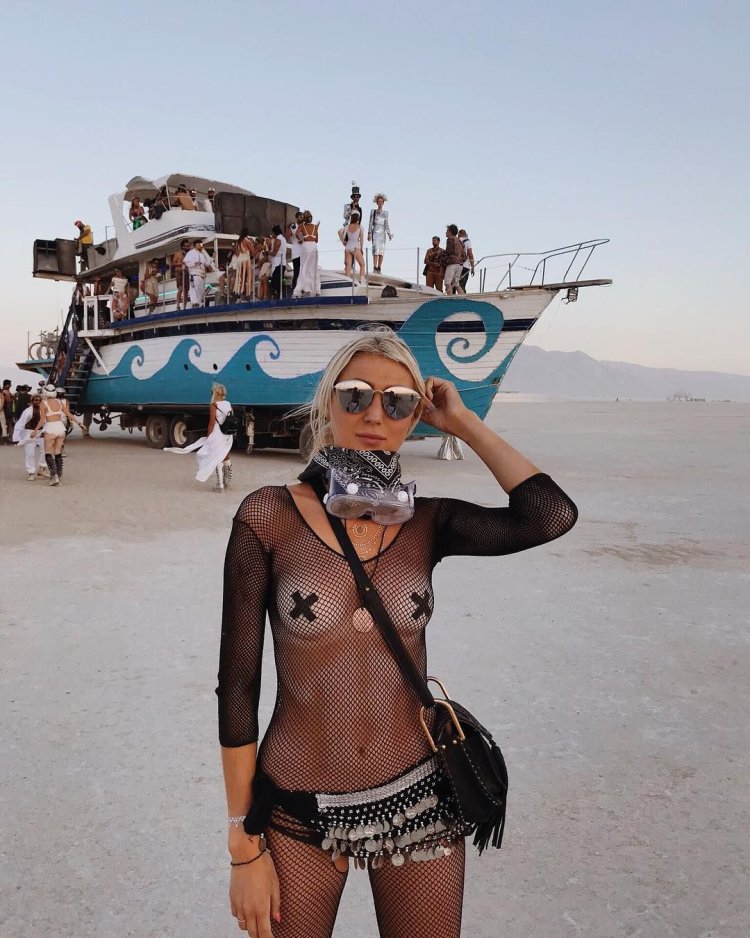 Berning Men 2019 Topless