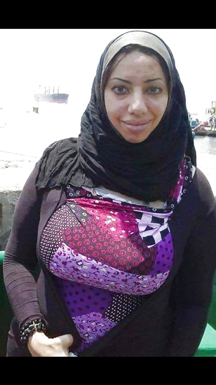 Naked ladies with big hips