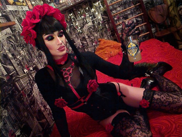 Crossdresser Linda Zoe