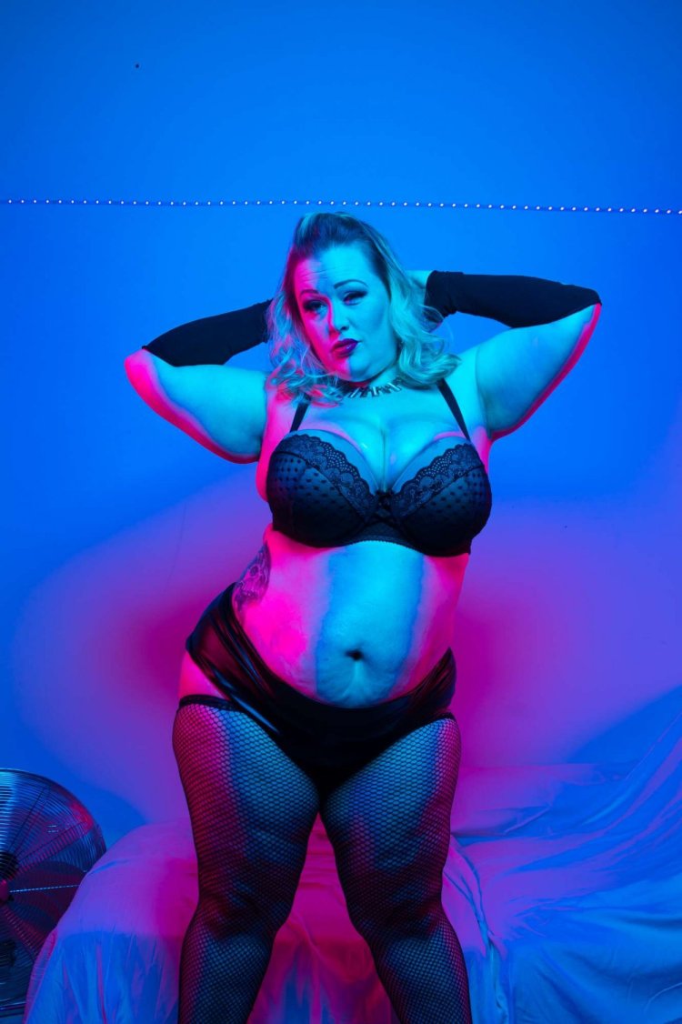 Banny de la Cruise in stockings