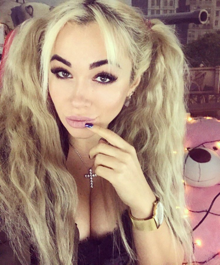 Mila Loginova artist Nizhny Novgorod