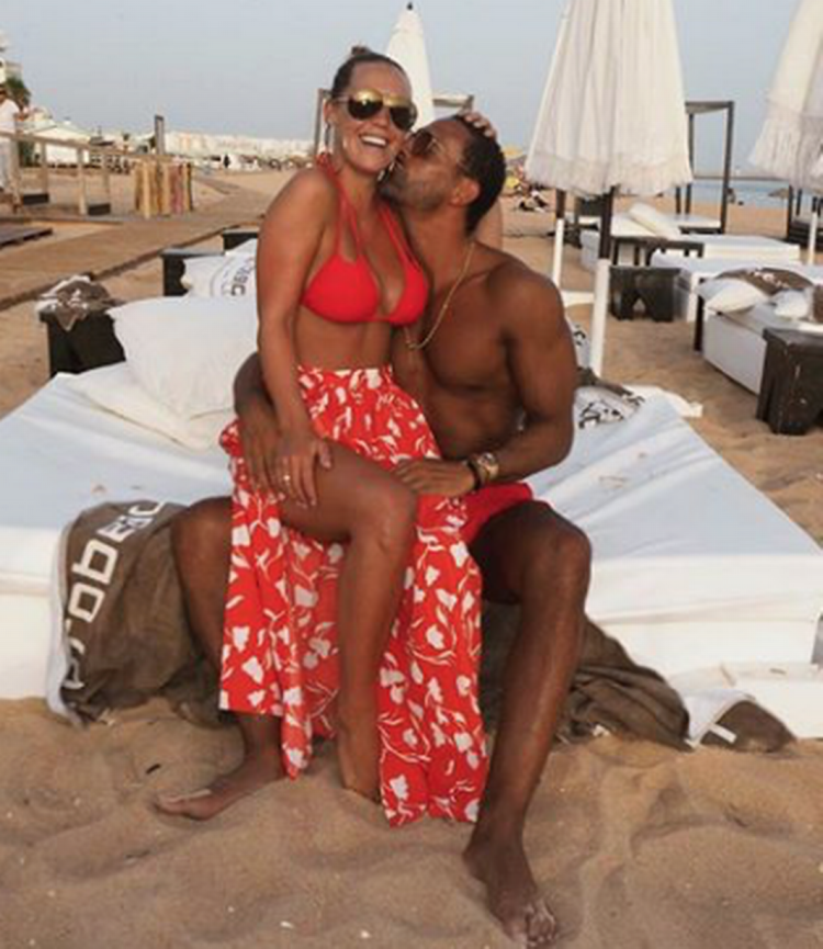 Karolin Arthur in Bikini