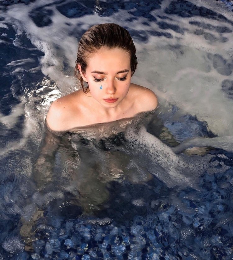 Romanova Tick current