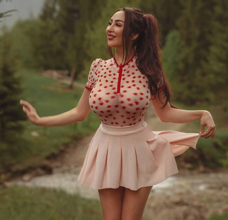 Louisa Khovanski 2020