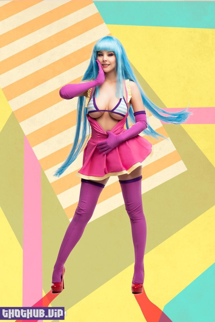 Hally Valentine (Helly Valentine)