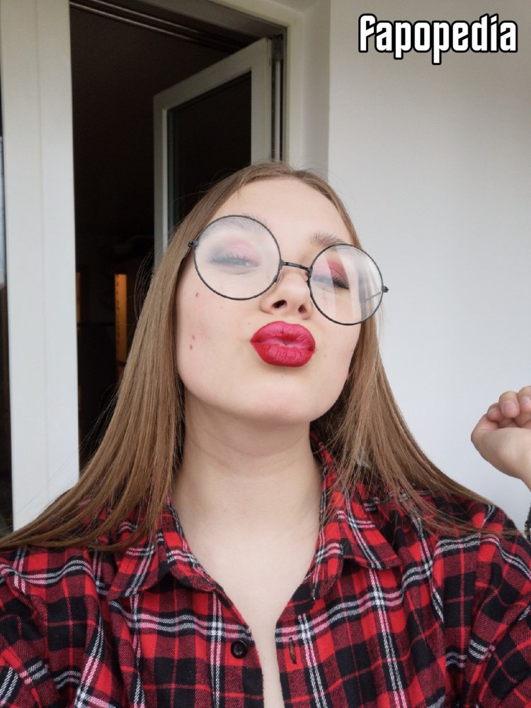 Lucy Laistner Anastasia Lozhkina 2020