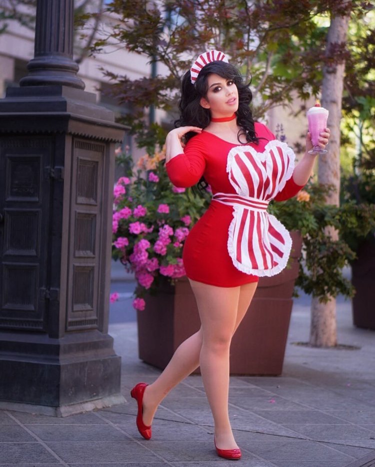 Stephanie Michelle Hot