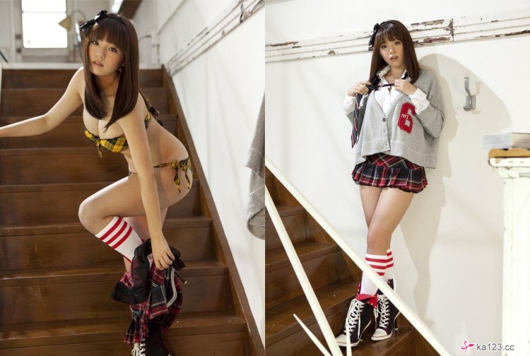 AI Shinozaki 2020 on the bed