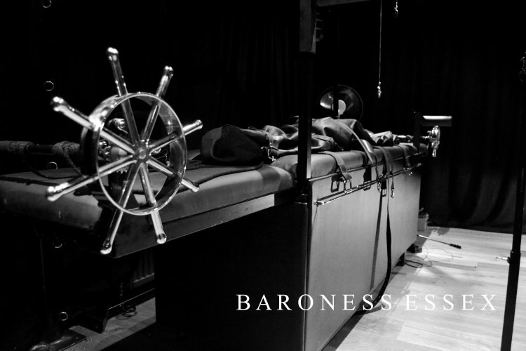 Barones Essex Domina