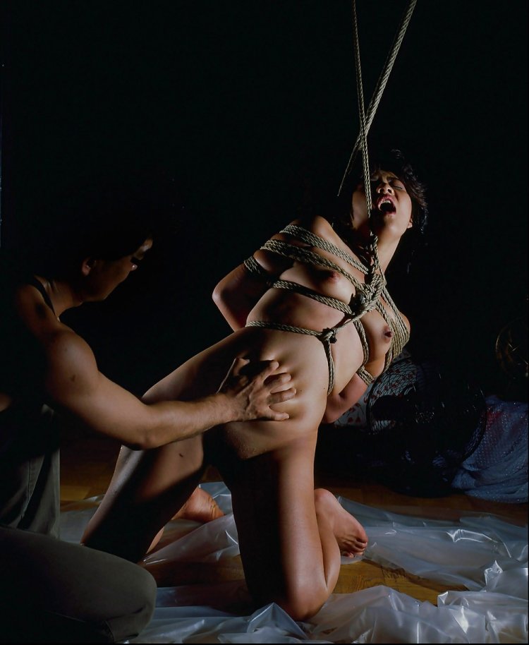 Shibari pitch breasts