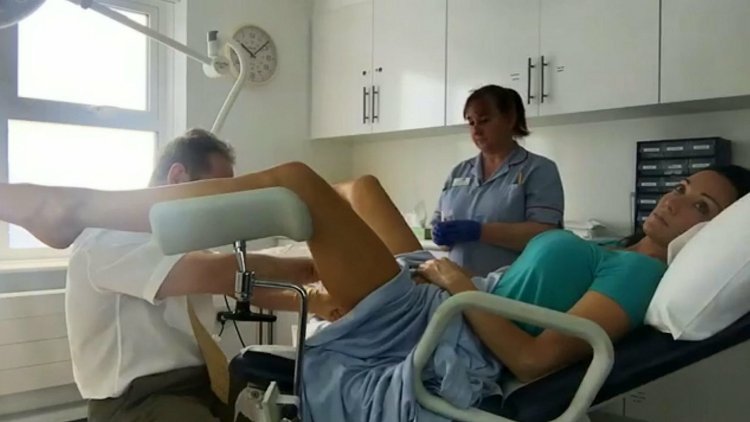 The girl is preparing for an exam in the heat of humor