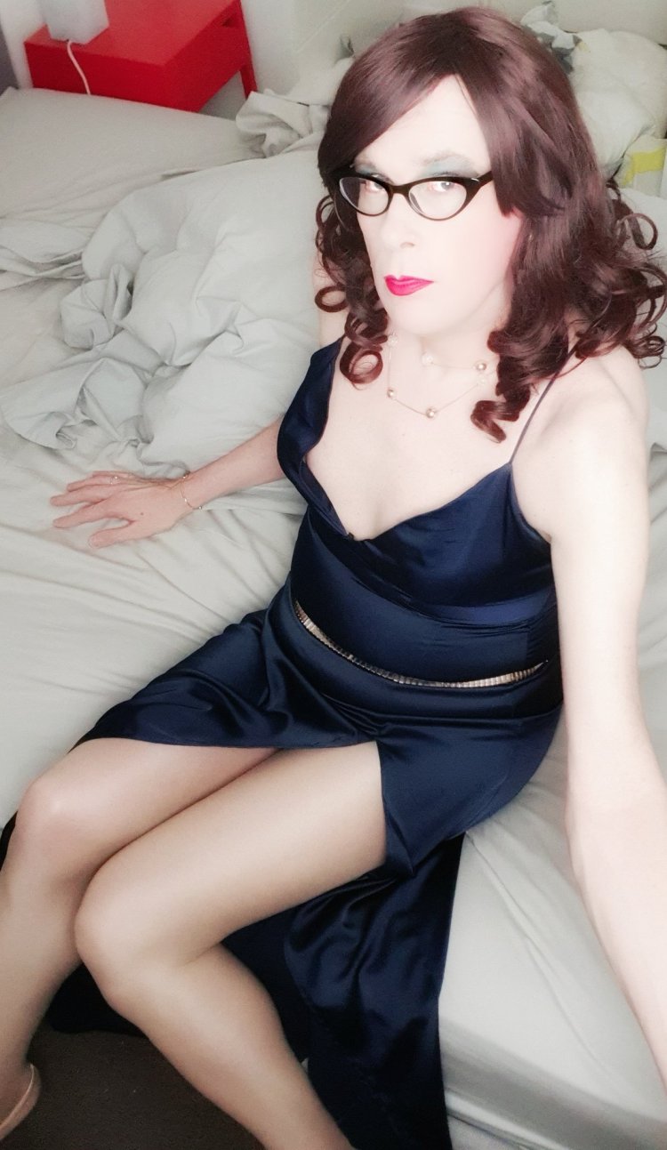 Crossdresser in the parking lot