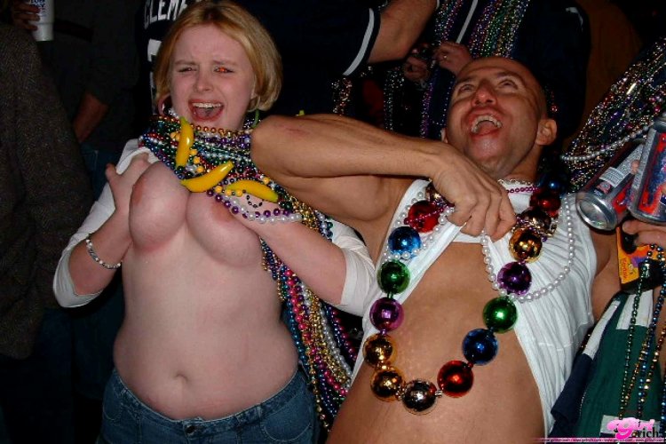 Mardi Gra in New Orleans Tits