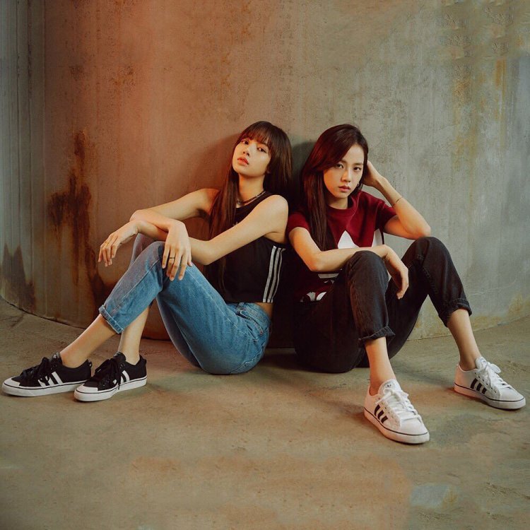 Jenny Black Pink 2020