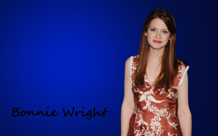 Bonnie Wright Hot