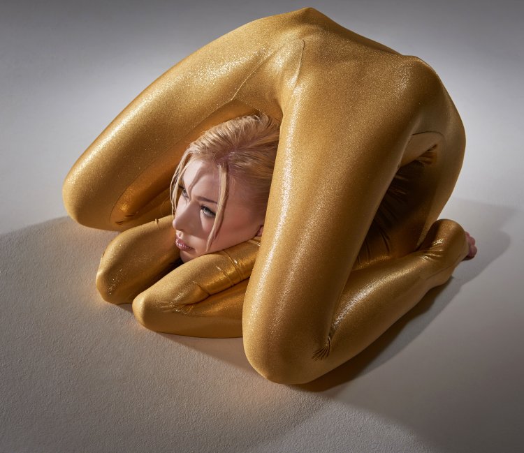 Naked blonde named Zlata