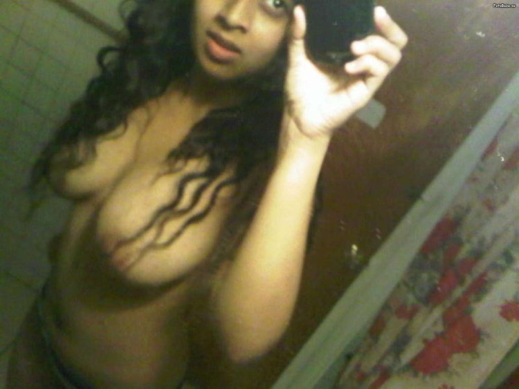 Naked large breasts Pakistan