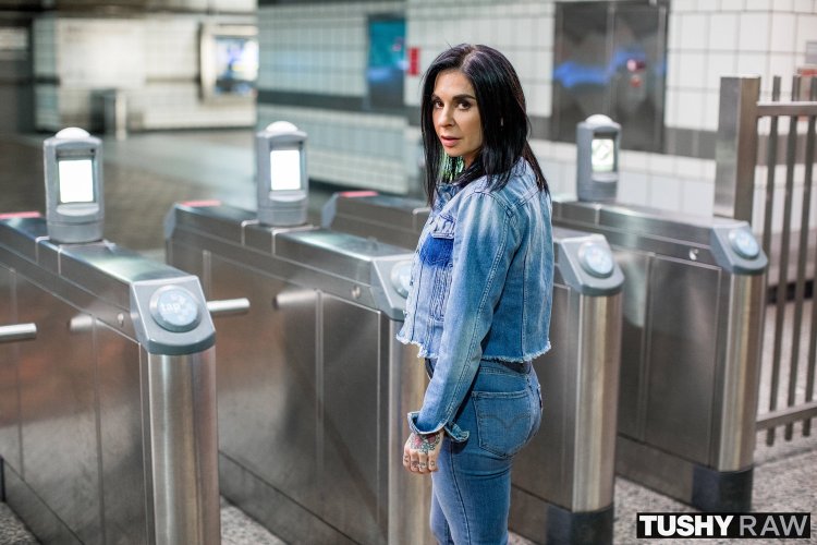 Diana Jam Erotic model