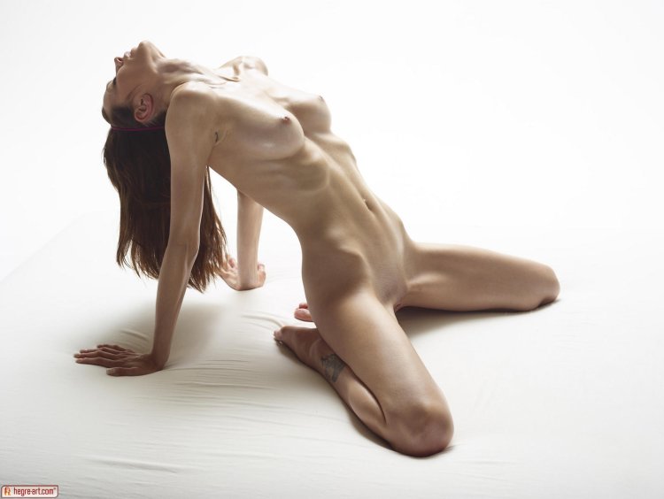 Beautiful naked sits his back heere