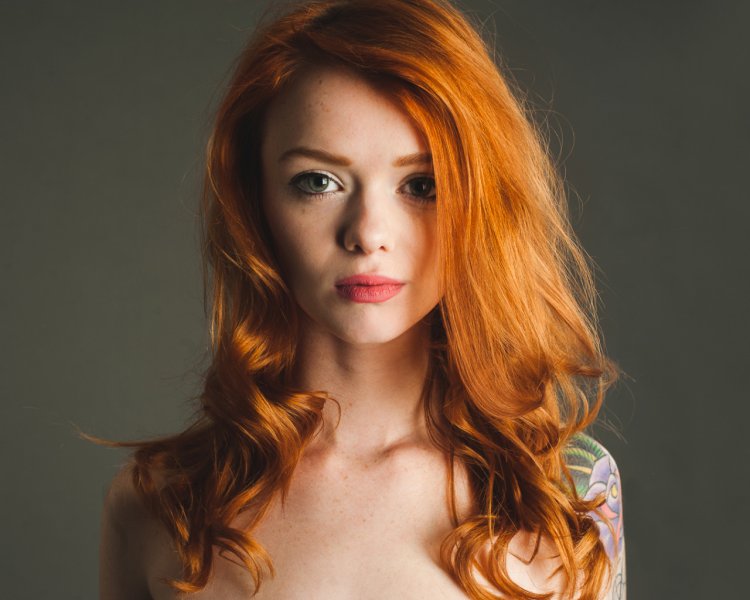 Red -haired Julia Kennedy