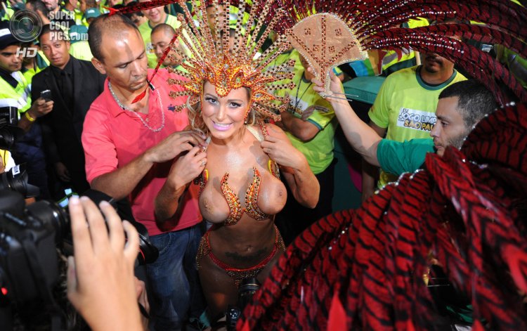Andrea Martins Brazili Carnival