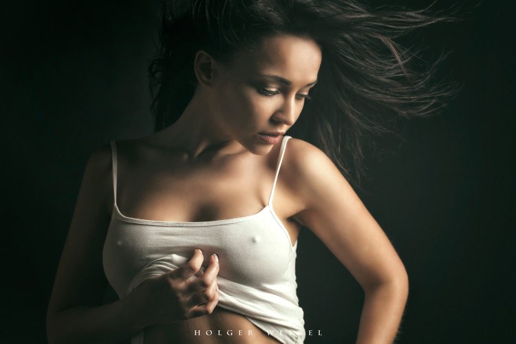 Asian women big nipples under clothes