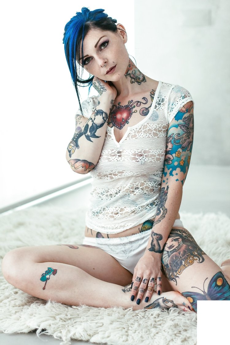 RIA McCarthy (Riae Suicide)