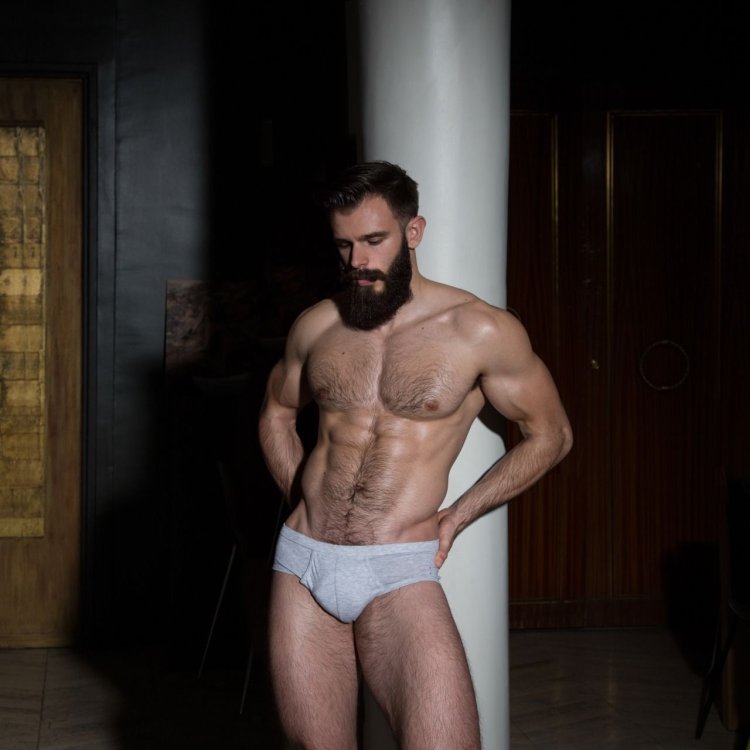 Vladimir Barbu Naked
