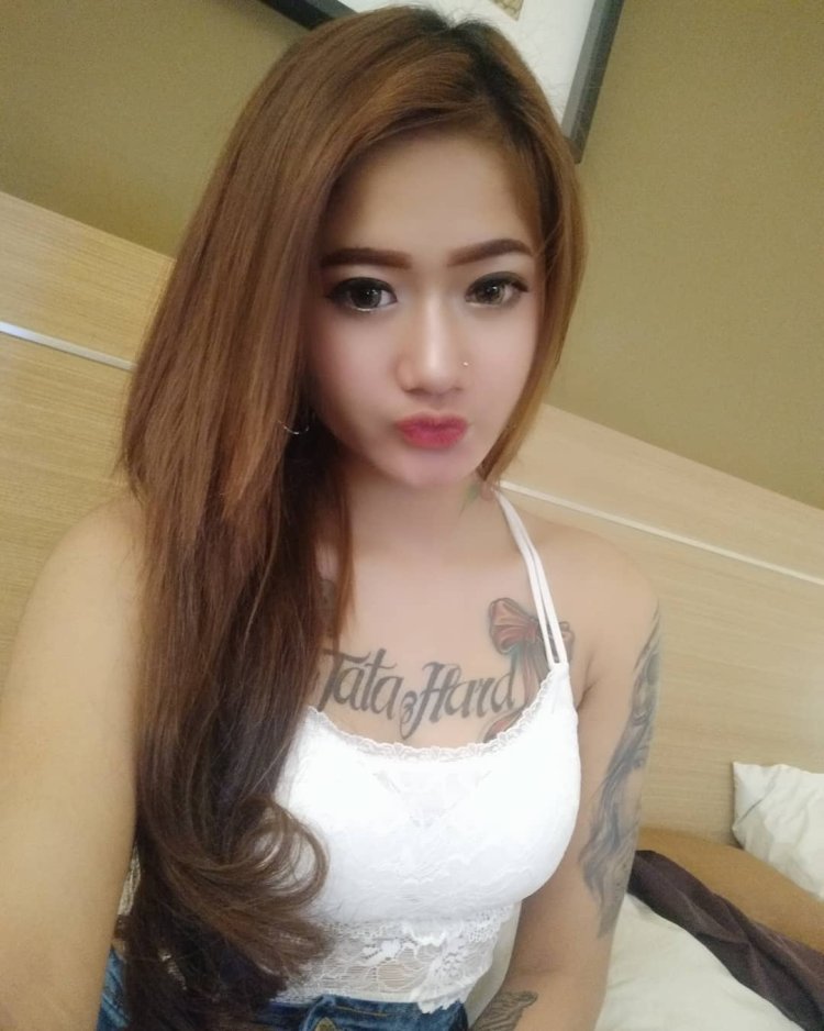 Model Indonesia Cloudya Yastin Putri Naked