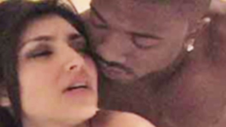 Kim Kardashian-Uest is naked