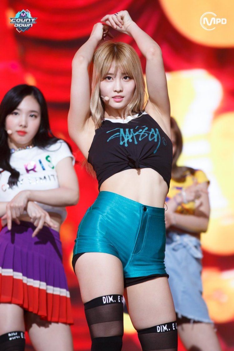 Twice Sana hot photo